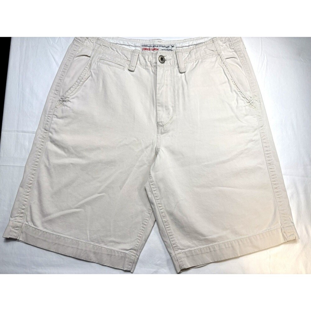 American Eagle Longer Length  Shorts Mens 34 Cream Classic Preppy Coastal Beachy